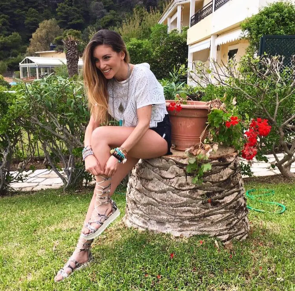 Αθηνά Οικονομάκου το αληθινό ύψος