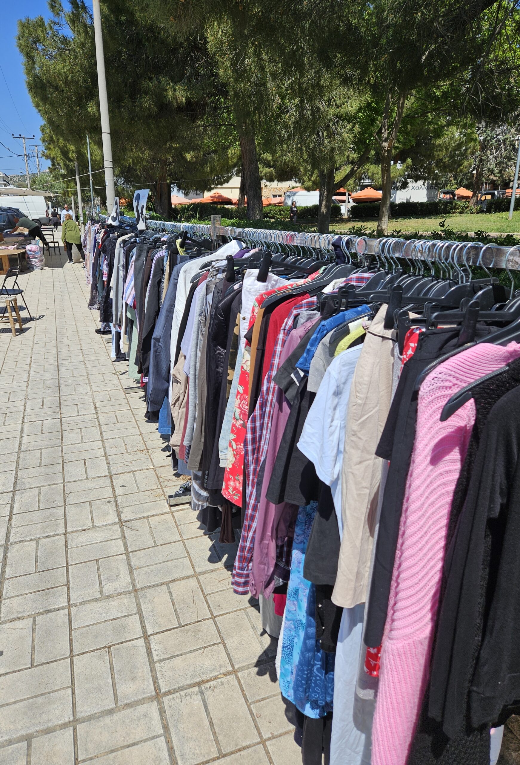 Γλυφάδα: Το «Prêt-à-porter» της λαϊκής αγοράς!