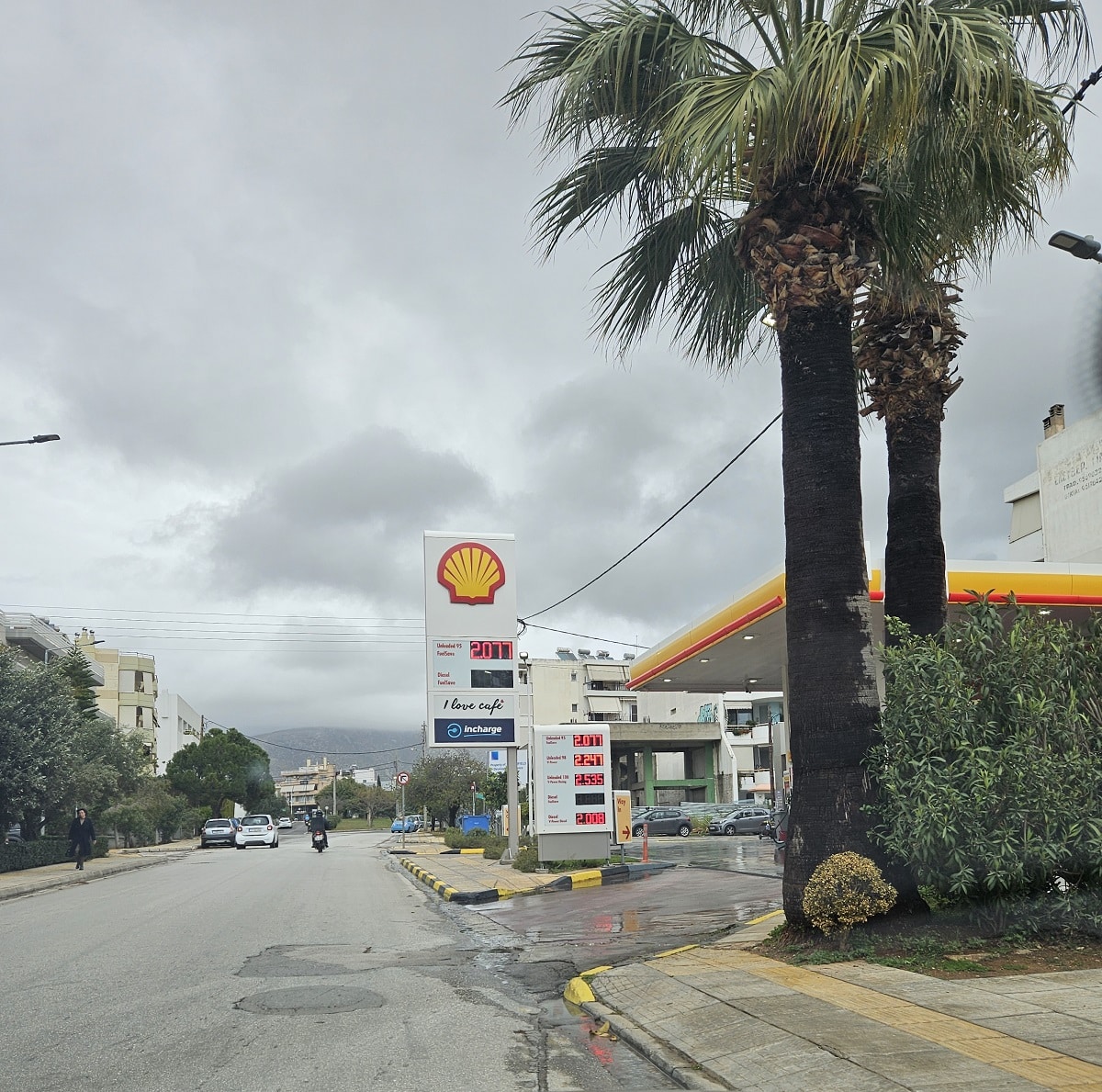 Τιμές Καυσίμων Γλυφάδα 2 Απριλίου: “Βουτιά” στο πετρέλαιο κάτω από 2€ (Video)